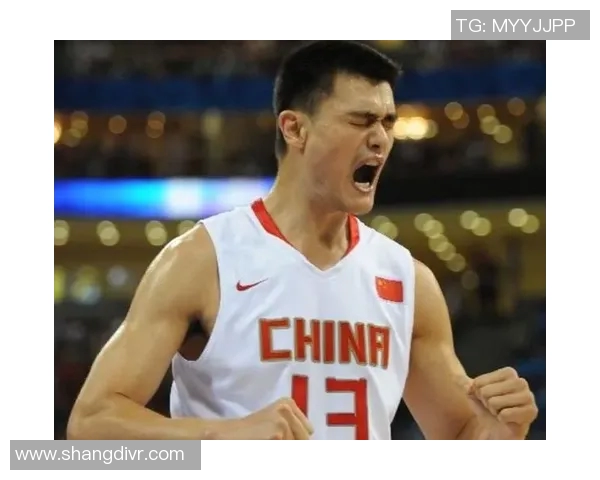 姚明的篮球传奇与半聋人生涯的坚韧拼搏之路