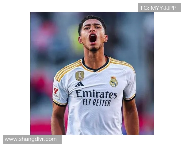 帅气男足球明星头像展示青春活力与运动魅力的完美结合 帅气男足球明星头像展示青春活力与运动魅力的完美结合