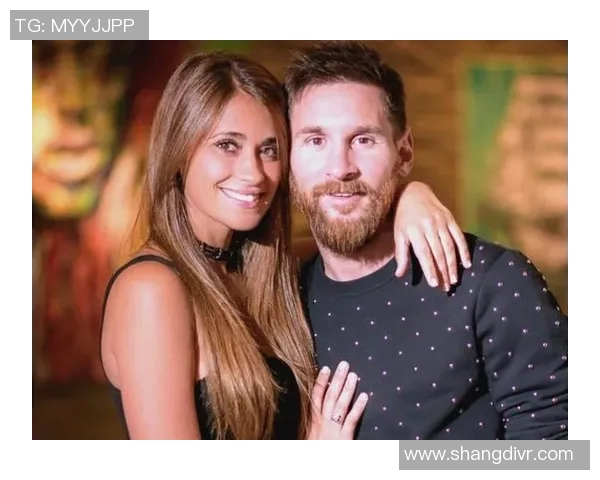 从青涩少年到顶尖球星的成长之路揭秘晚长个子的足球明星