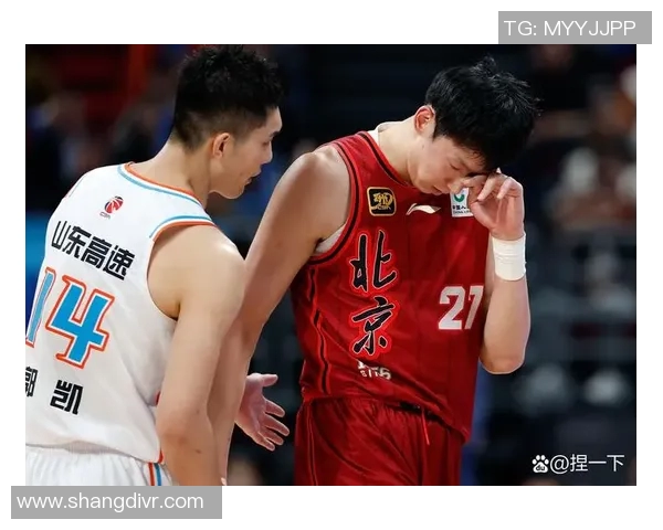 CBA精彩对决北京队与山东队比赛录像回放全程回顾与精彩瞬间分析
